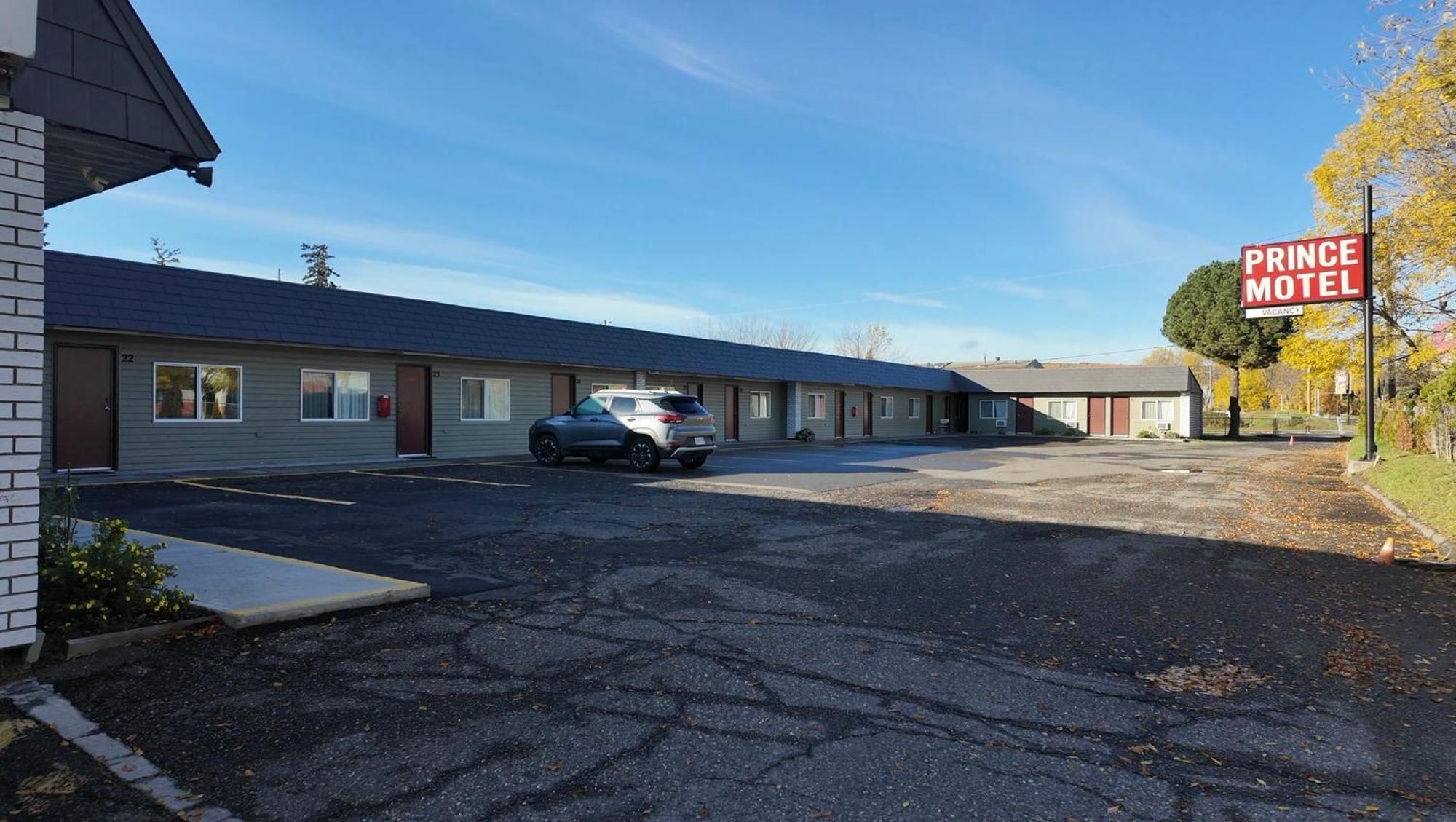 Prince Motel Prince George Exteriér fotografie
